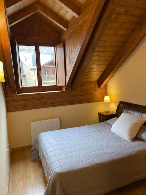 Apartamento Duplex En Benasque Anciles Exteriör bild