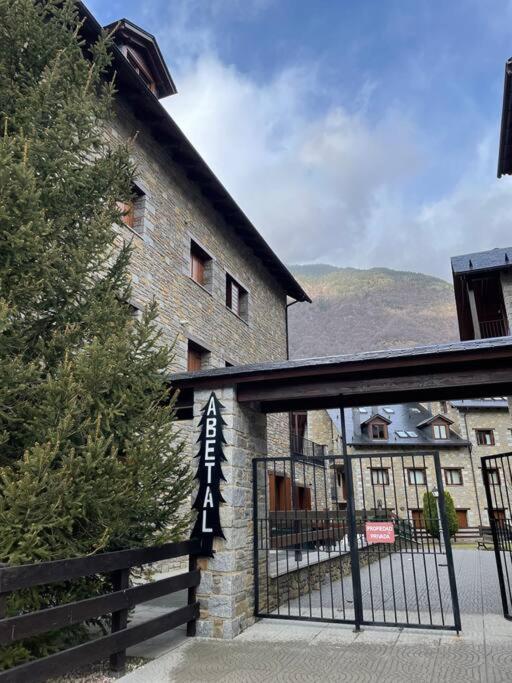 Apartamento Duplex En Benasque Anciles Exteriör bild