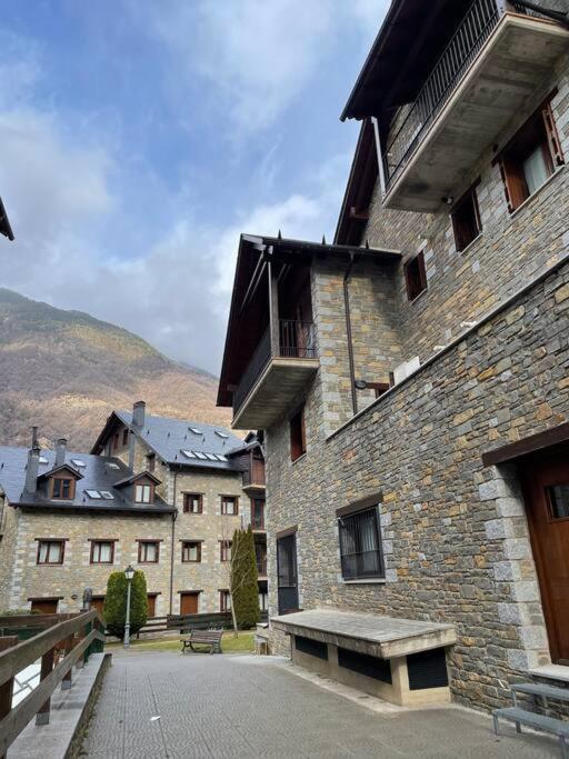Apartamento Duplex En Benasque Anciles Exteriör bild