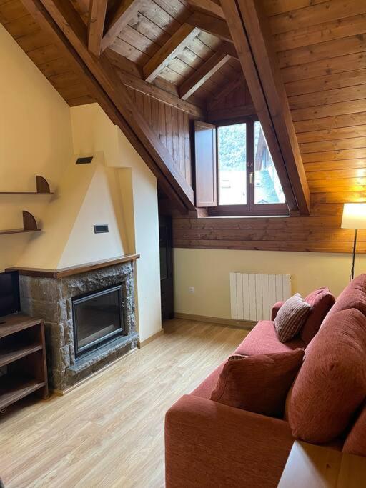 Apartamento Duplex En Benasque Anciles Exteriör bild